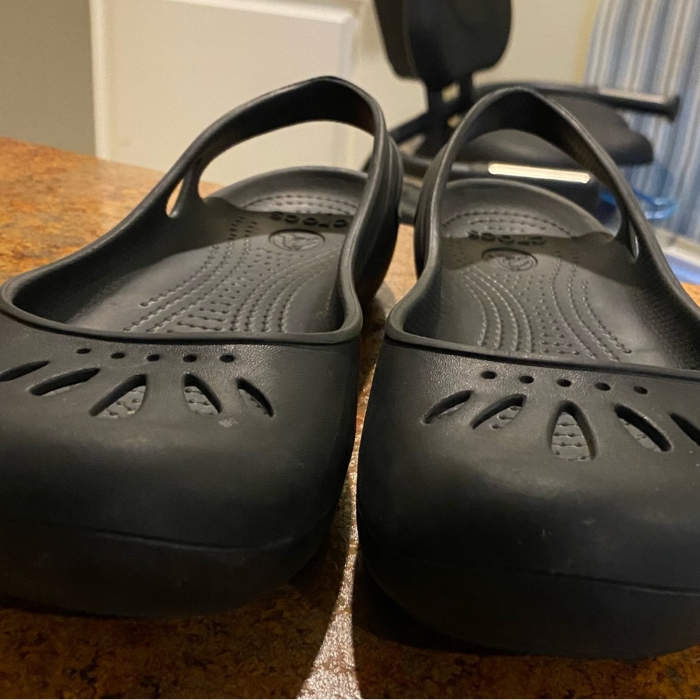 Women’s black crocs size 9W
